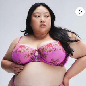 Savage X Fenty Mod Poppy Unlined Lace Balconette Bra 44DDD